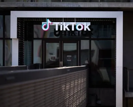 Trump Hails TikTok New Deal as Beijing Indicates Algorithm Control Remains