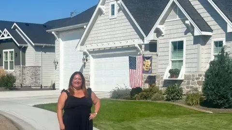 Could a American Fed Rate Reduction Boost the Real Estate Market?